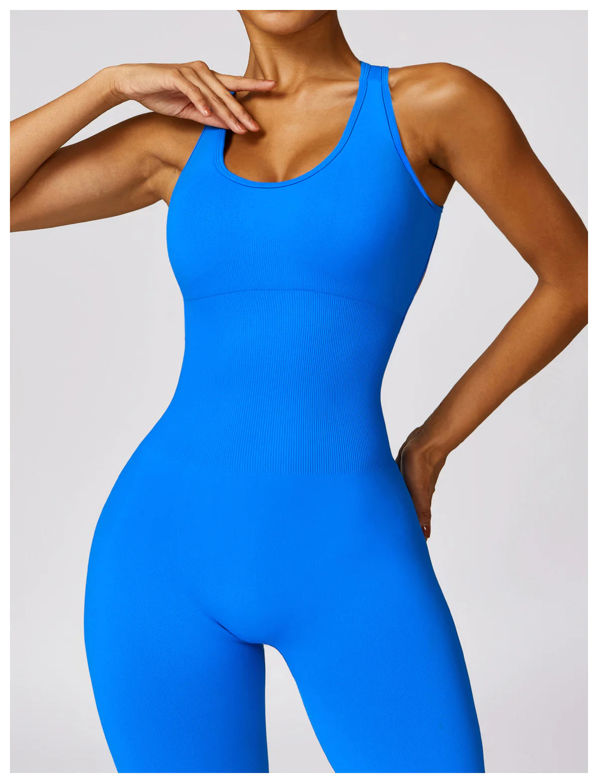 Jumpsuit Deportivo Ajustado de una Pieza con Espalda en V